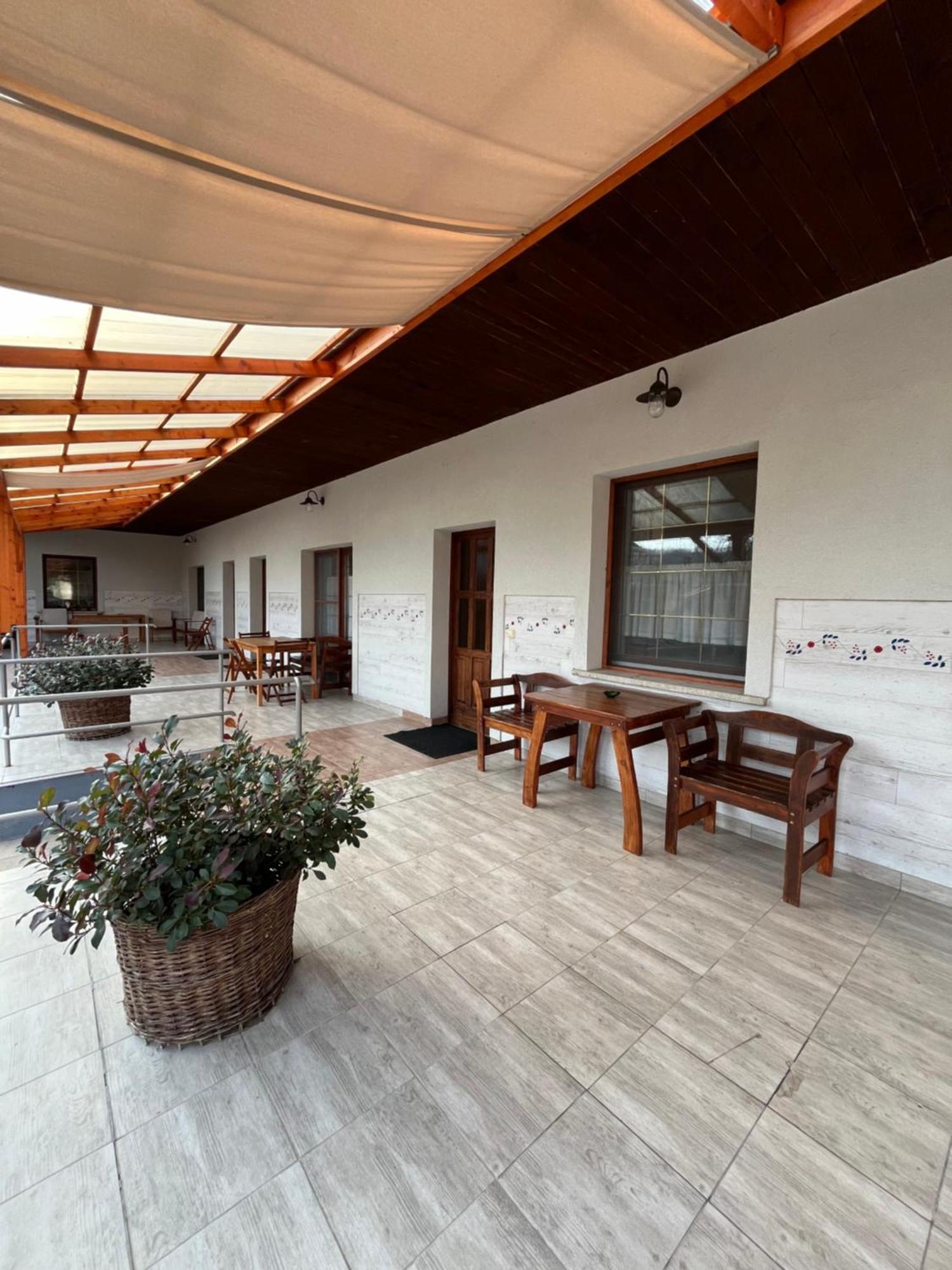 Cicaskacus Vendeghaz Bed & Breakfast Matrafured Ngoại thất bức ảnh